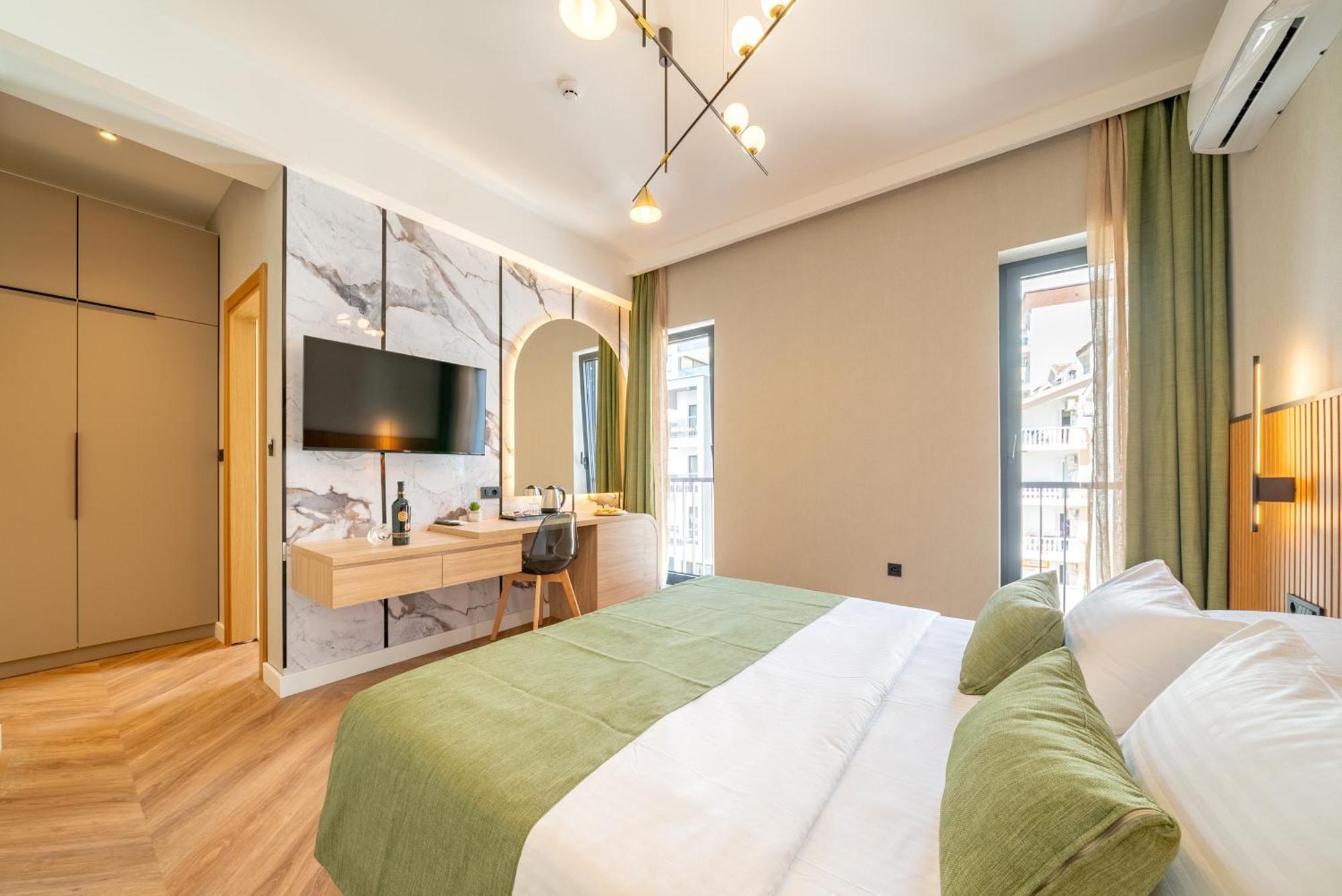 Hotel Millennium By Aycon 4*